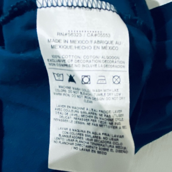 The Nike Tee Women’s long sleeve Blue size XL♦️ - Picture 5 of 6